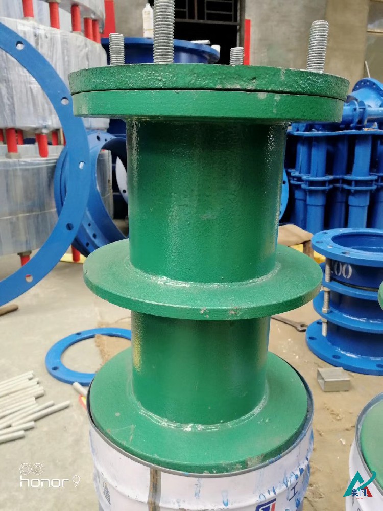 套管生產廠家定製供應柔性防水套管a型dn250穿牆鋼套管