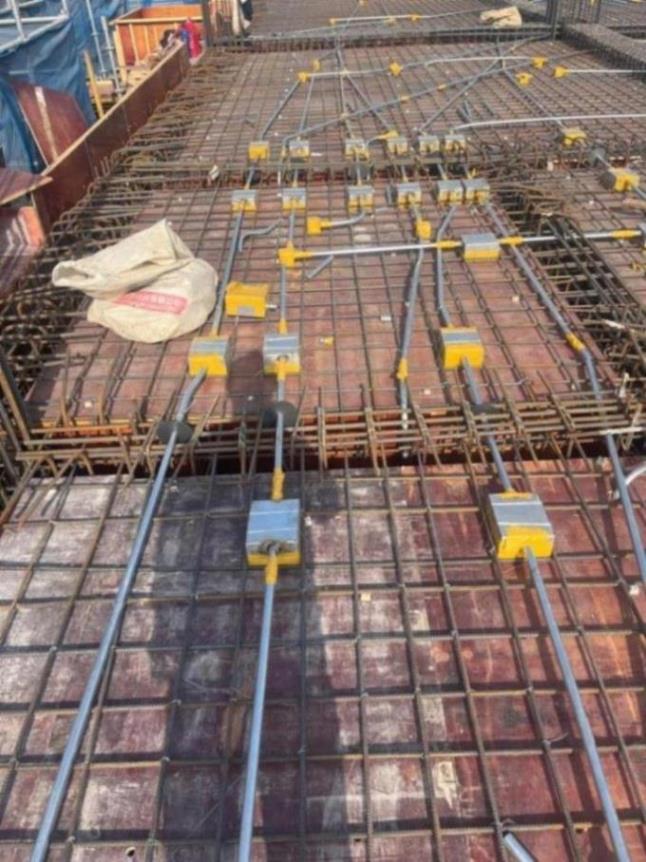 kaiyun中国官方登录入口人防密閉肋盒預埋現場的施工圖片